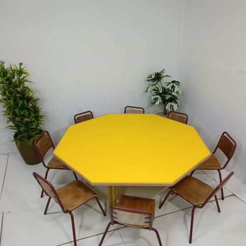 TABLE OCTOGONALE