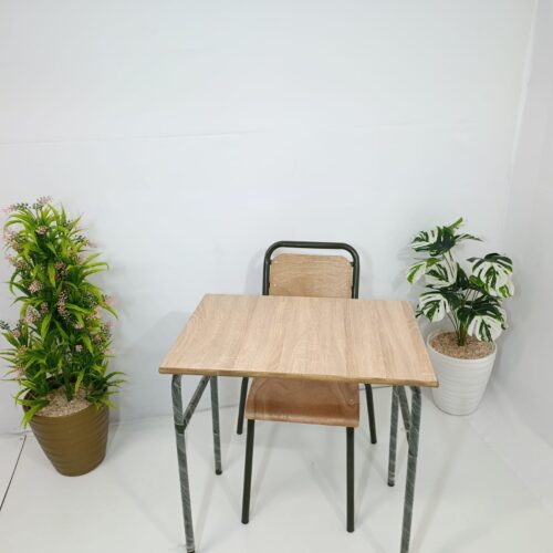WhatsApp Image 2026-05-02 at 14.28.19 TABLE SCOLAIRE